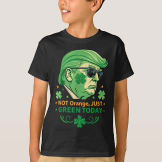 Camiseta Não Laranja, Apenas Verde Hoje - Ruas Engraçadas.