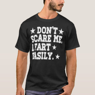 Camiseta Não Me Assuste Eu Peido Facilmente_ Pulverizador d