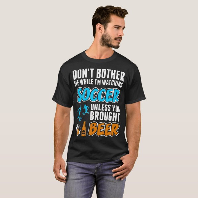 Camiseta Não me incomode quando eu olhar o Tshirt do (Frente Completa)