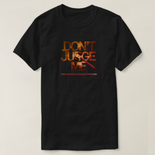Camiseta "Não me julgue que tive fusão na coluna"