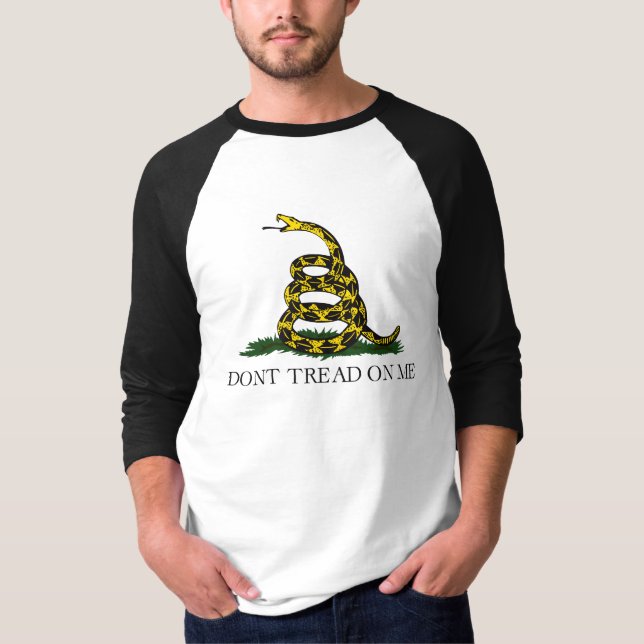 Camiseta Não me pise no Gadsden Flag Black Yellow (Frente)