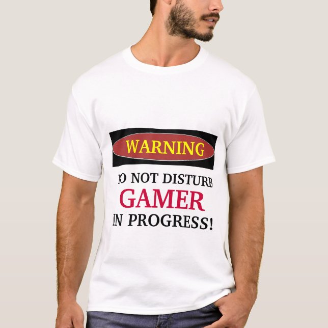 Camiseta NÃO PERTURBE, t-shirt EM ANDAMENTO do Gamer (Frente)