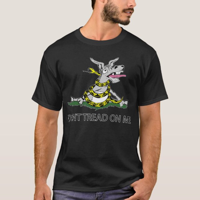 Camiseta NÃO PISE em MIM o t-shirt preto do ASNO (Frente)