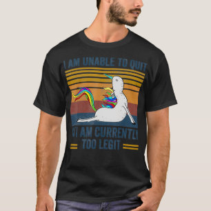 Camiseta Não Posso Sair, Pois Atualmente Sou Muito Legítimo