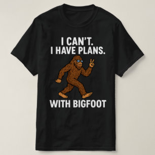 Camiseta Não Posso, Tenho Planos Com o Pé-Grande