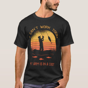 Camiseta Não Posso Trabalhar Hoje Meu Braço Está Engessado