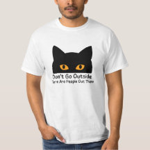 Não saias, há Pessoas lá fora