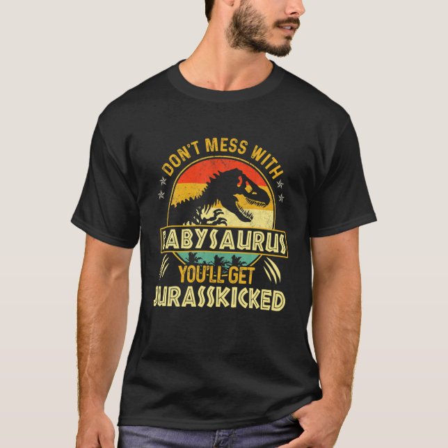 Camiseta Não Se Mestique Com Babysaurus Você Vai Se Jurassc (Frente)