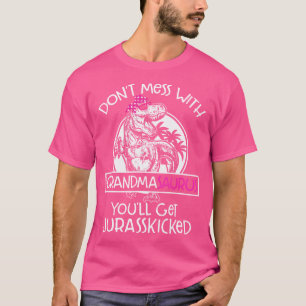 Camiseta Não Se Mestique Com O Avô, Você Vai Conseguir Jura