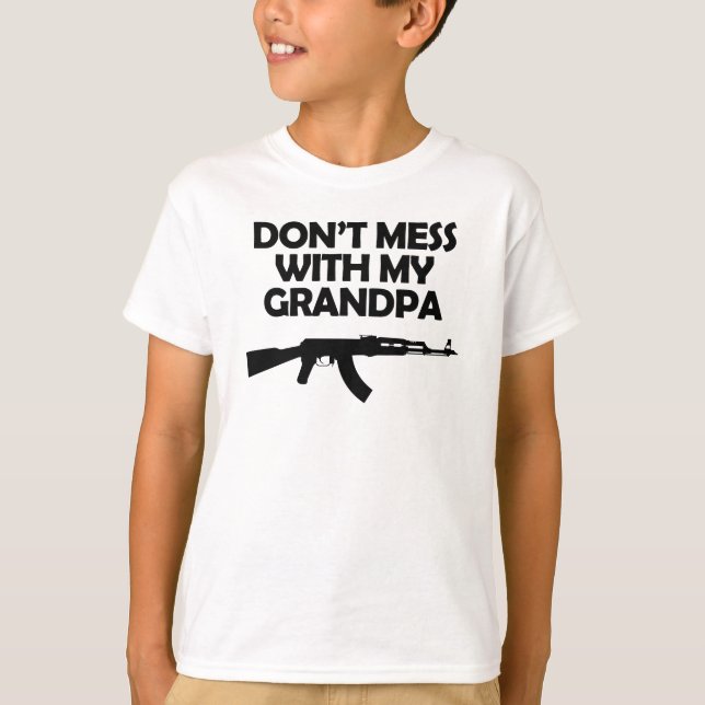 Camiseta Não se meta com meu avô (Frente)