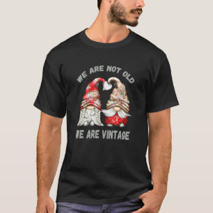 Camiseta Não somos velhos somos Anões jardineiros vintage p