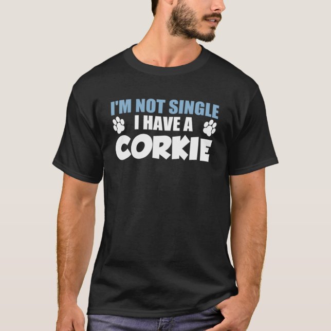 Camiseta Não sou Solteiro de ter um Corkie (Frente)
