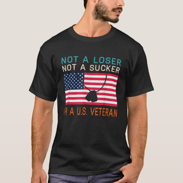 Camiseta Não sou um Sucker perdedor, sou um Veterano Biden  (Frente)