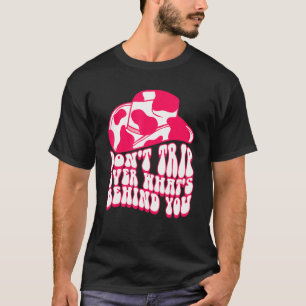 Camiseta Não Tropece no Que Está Atrás de Você Cowgirls Ins