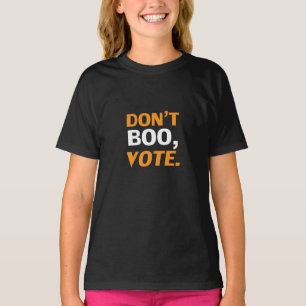 Camiseta "Não vaias, vota" preto, cor de laranja, branco,