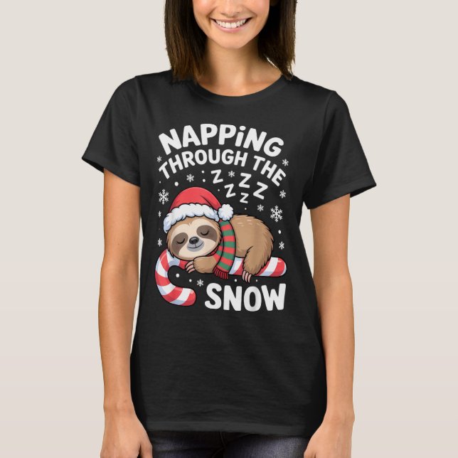 Camiseta Napng Through The Snow Funny Sloth Candy Cane Xmas (Frente)