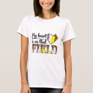 Camiseta Naquele Campo Orgulhoso Vende Avó Macia