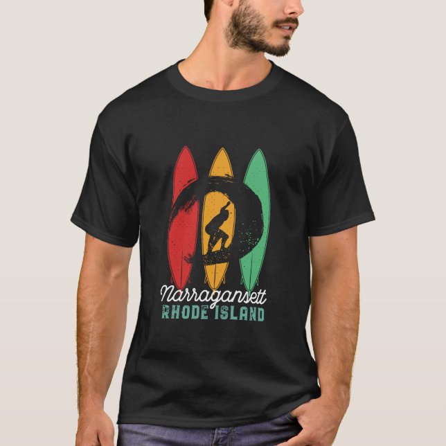 Camiseta Narragansett Rhode Island Beach Retro Surfing (Frente)