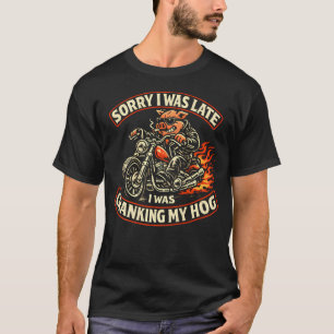 Camiseta (Nas costas) Desculpe pelo atraso Estava preparand