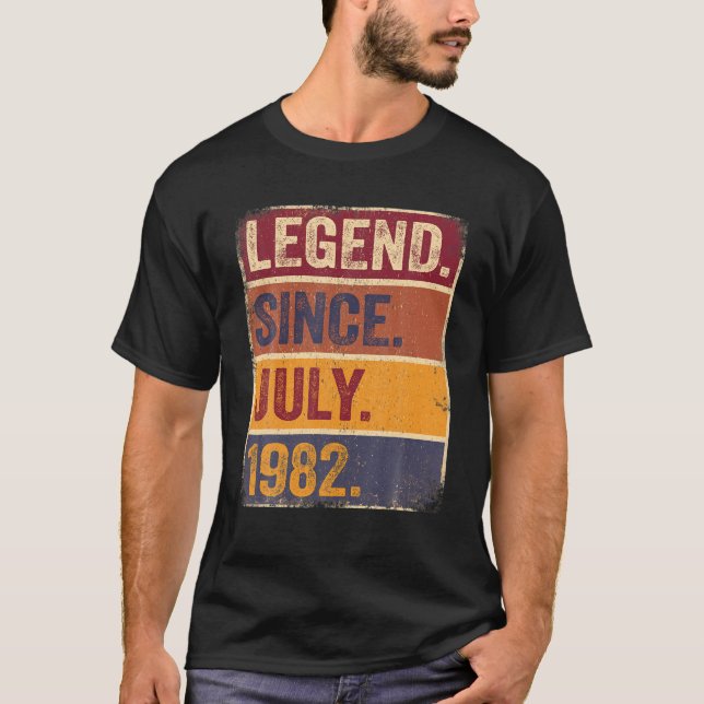 Camiseta Nascer De Julho De 40 Anos De Legenda Desde 1982 (Frente)