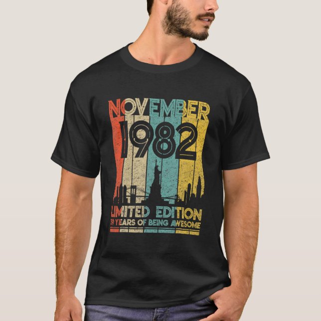Camiseta Nascer Em Novembro De 1982 Birthday Limited Editio (Frente)