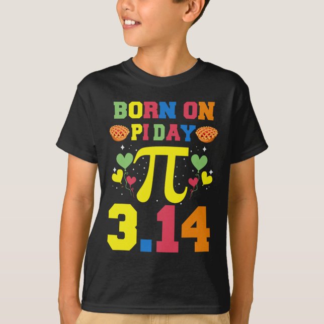 Camiseta Nascer No Dia Da Pi (Frente)