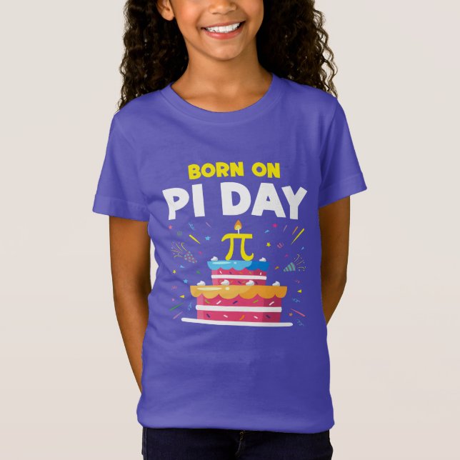 Camiseta Nascer No Dia Da Pi (Frente)