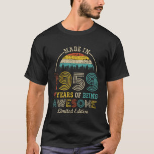 Camiseta Nascido em 1959 67 Anos Sendo Incrível Vintage 67º