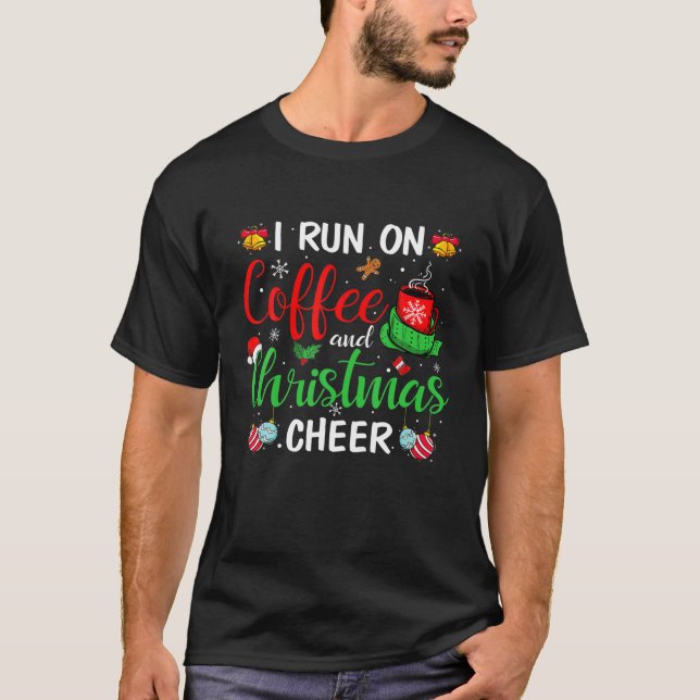 Camiseta Natal 2021 Homens Mulheres Eu Dirigo No Café E Chr (Frente)