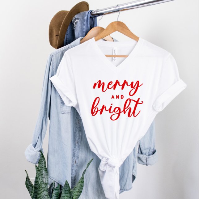 Camiseta Natal das Mulheres Vermelhas Modernas e felizes (Criador carregado)