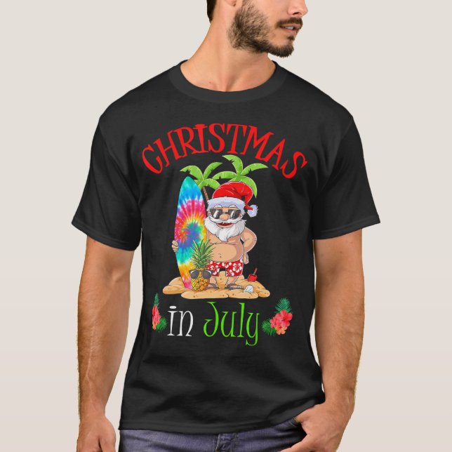 Camiseta Natal Em Julho Papais noeis Engraçados Surfando Ve (Frente)