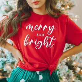 Camiseta Natal Moderno Vermelho Feminino Alegre e Brilhante
