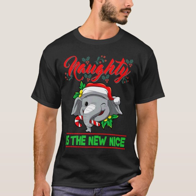 Camiseta Naughty Is The New Nice Christmas Santa Xmas Premi (Frente)