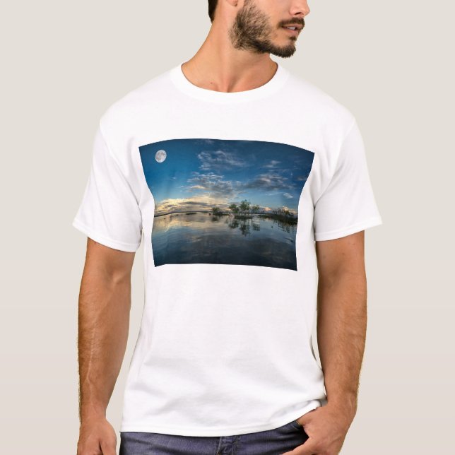 Camiseta Navigação perto de Iquitos (Frente)