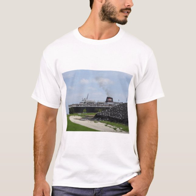 Camiseta Navio de hulha de texugo SS em Manitowoc WI T-Shir (Frente)