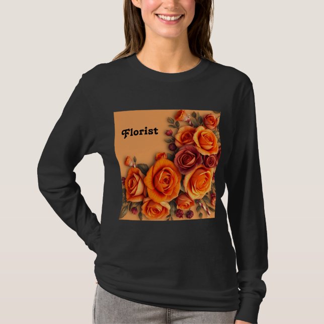 Camiseta Negra-Capa-Florista, de uso feminino (Frente)
