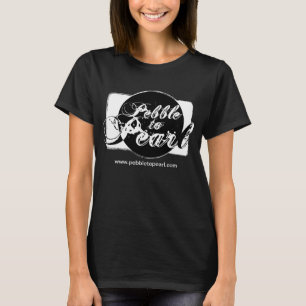 Camiseta negra feminina com logotipo