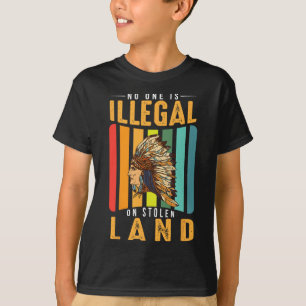 Camiseta Nenhum Ser Humano É Ilegal Em Terra Roubada Nativo