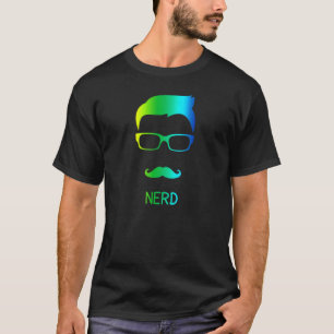 Camiseta Nerd Orgulhoso Com Óculos E bigode