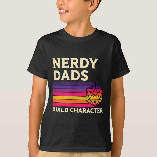 Camiseta Nerdy Dads Build Character, Retro Tabletop Rpg Fat (Frente)