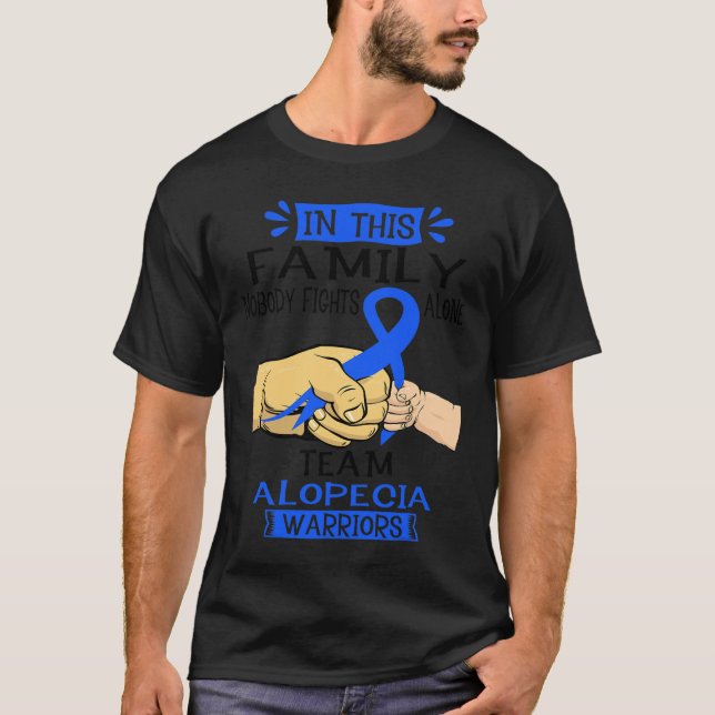 Camiseta Nesta Família Ninguém Luta Sozinho Com A Equipe Al (Frente)