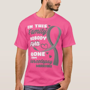 Camiseta Nesta Família Ninguém Luta Sozinho Com A Equipe Na