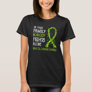 Camiseta Nesta Família Ninguém Luta Sozinho Com O Linho Da