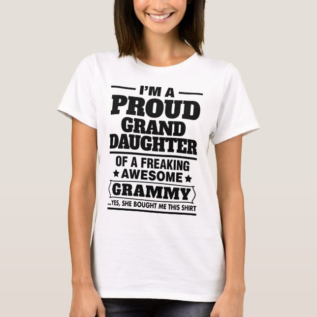 Camiseta Neta orgulhosa de A que Freaking Grammy (Frente)