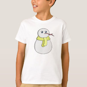Camiseta Neve vestindo um cachecol amarelo