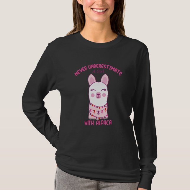 Camiseta Never underestimate a girl with Alpaca (Frente)