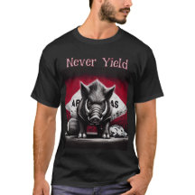 Camiseta Never Yield Razorbacks
