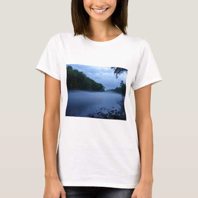 Camiseta Névoa do rio de Chattahoochee da boneca das (Frente)