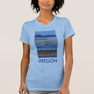 Camiseta Nevoeiro da manhã sobre a Baía de Netarts, OR