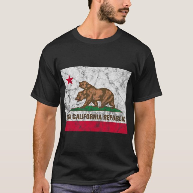 Camiseta New California Republic Ncr State Distressed Flag  (Frente)